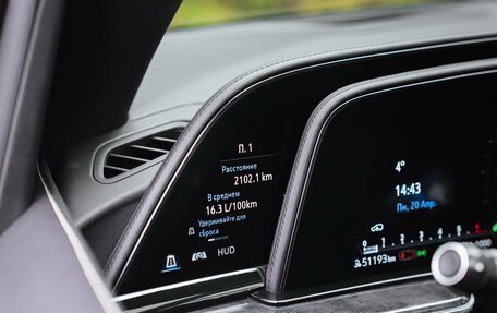 Cadillac Escalade V, 2021 год, 12 500 000 рублей, 9 фотография