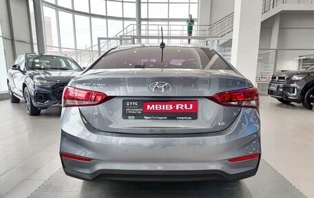 Hyundai Solaris II рестайлинг, 2017 год, 1 134 000 рублей, 7 фотография