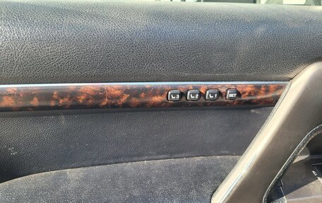 Toyota Land Cruiser 200, 2011 год, 2 750 000 рублей, 15 фотография