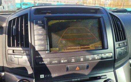 Toyota Land Cruiser 200, 2011 год, 2 750 000 рублей, 17 фотография