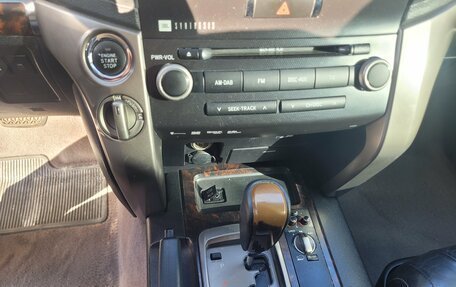 Toyota Land Cruiser 200, 2011 год, 2 750 000 рублей, 18 фотография