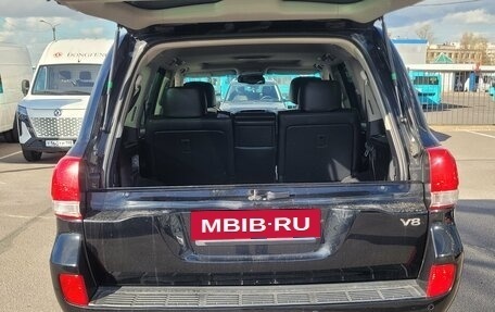 Toyota Land Cruiser 200, 2011 год, 2 750 000 рублей, 7 фотография