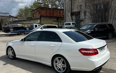 Mercedes-Benz E-Класс, 2013 год, 1 700 000 рублей, 4 фотография