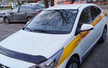 Hyundai Solaris II рестайлинг, 2018 год, 610 000 рублей, 5 фотография