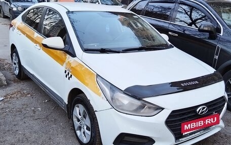 Hyundai Solaris II рестайлинг, 2018 год, 610 000 рублей, 6 фотография