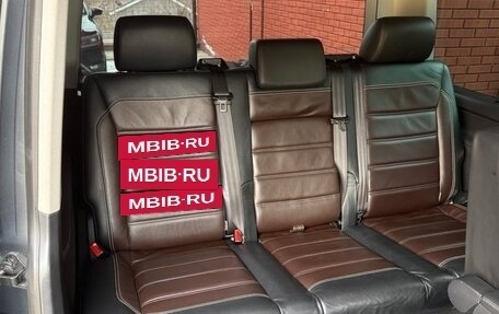 Volkswagen Multivan T6 рестайлинг, 2018 год, 3 890 000 рублей, 16 фотография