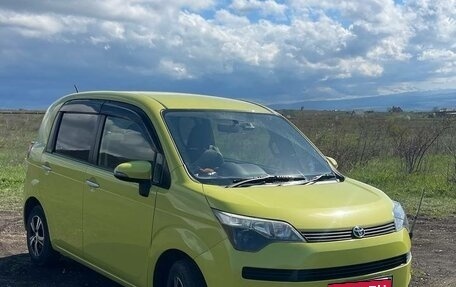 Toyota Spade, 2014 год, 750 000 рублей, 2 фотография