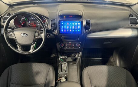 KIA Sorento II рестайлинг, 2015 год, 1 899 800 рублей, 9 фотография