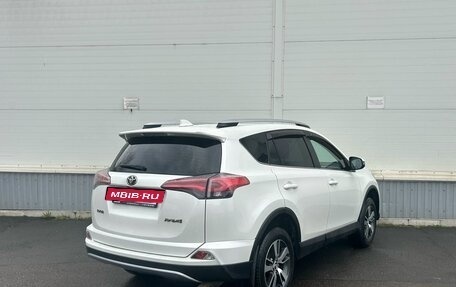 Toyota RAV4, 2017 год, 2 275 000 рублей, 7 фотография