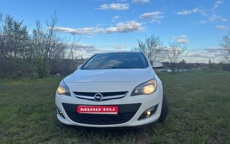 Opel Astra J, 2012 год, 815 000 рублей, 1 фотография