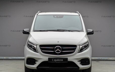 Mercedes-Benz V-Класс, 2018 год, 4 797 000 рублей, 2 фотография