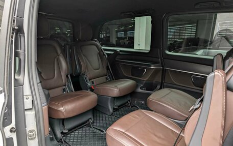 Mercedes-Benz V-Класс, 2018 год, 4 797 000 рублей, 11 фотография