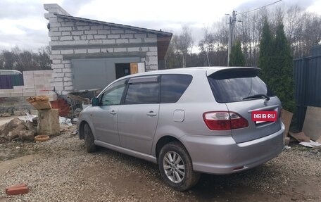Toyota Ipsum II, 2005 год, 850 000 рублей, 4 фотография