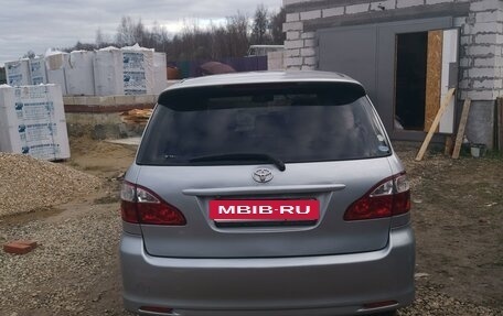 Toyota Ipsum II, 2005 год, 850 000 рублей, 5 фотография