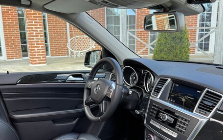 Mercedes-Benz M-Класс, 2015 год, 2 550 000 рублей, 32 фотография