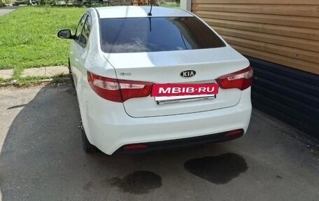 KIA Rio III рестайлинг, 2012 год, 750 000 рублей, 3 фотография