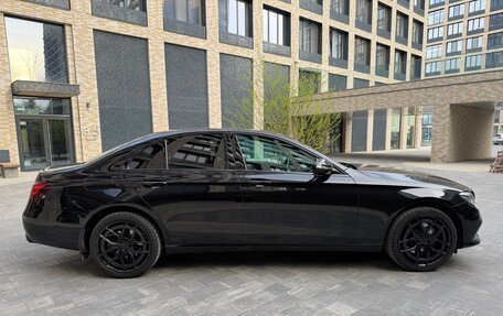 Mercedes-Benz E-Класс, 2018 год, 3 950 000 рублей, 9 фотография