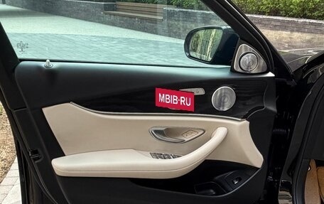 Mercedes-Benz E-Класс, 2018 год, 3 950 000 рублей, 16 фотография