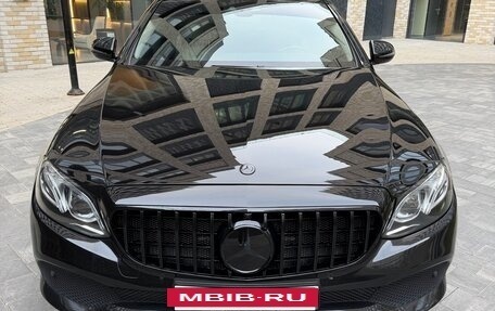 Mercedes-Benz E-Класс, 2018 год, 3 950 000 рублей, 19 фотография