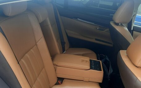 Lexus ES VII, 2017 год, 3 300 000 рублей, 17 фотография