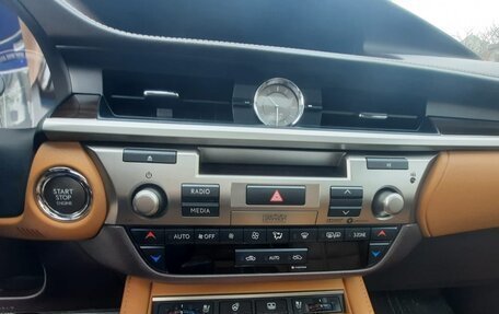 Lexus ES VII, 2017 год, 3 300 000 рублей, 12 фотография