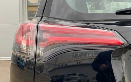 Toyota RAV4, 2018 год, 2 399 000 рублей, 10 фотография