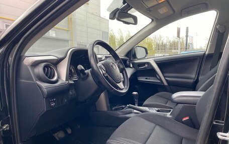 Toyota RAV4, 2018 год, 2 399 000 рублей, 16 фотография