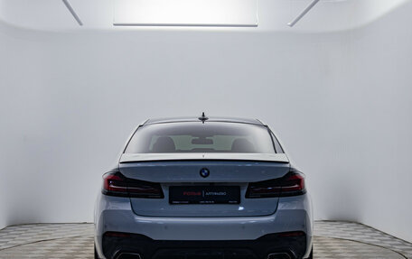 BMW 5 серия, 2021 год, 4 950 000 рублей, 4 фотография