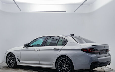 BMW 5 серия, 2021 год, 4 950 000 рублей, 3 фотография