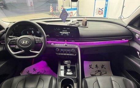 Hyundai Elantra, 2023 год, 1 290 040 рублей, 11 фотография