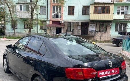 Volkswagen Jetta VI, 2013 год, 620 000 рублей, 3 фотография