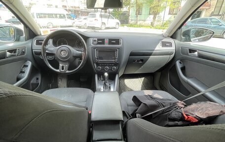 Volkswagen Jetta VI, 2013 год, 620 000 рублей, 8 фотография