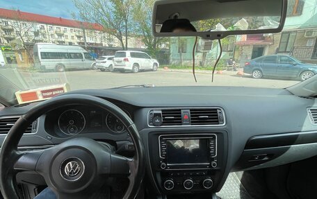 Volkswagen Jetta VI, 2013 год, 620 000 рублей, 6 фотография