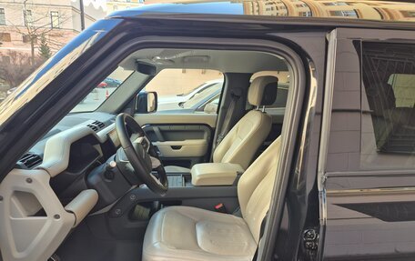 Land Rover Defender II, 2021 год, 9 600 000 рублей, 7 фотография