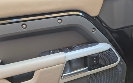 Land Rover Defender II, 2021 год, 9 600 000 рублей, 8 фотография