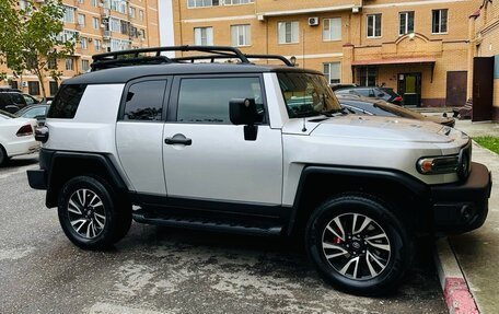 Toyota FJ Cruiser, 2008 год, 3 800 000 рублей, 3 фотография
