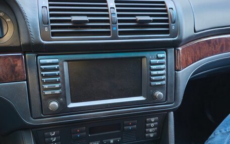 BMW 5 серия, 2002 год, 2 100 000 рублей, 16 фотография