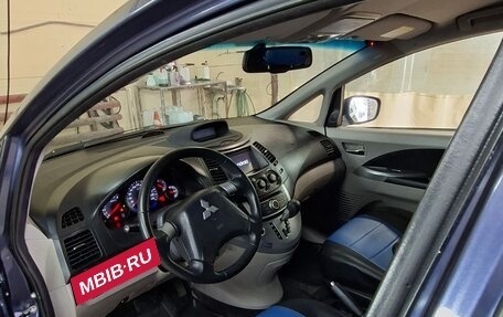 Mitsubishi Grandis, 2008 год, 950 000 рублей, 4 фотография
