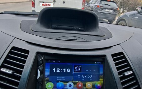 Mitsubishi Grandis, 2008 год, 950 000 рублей, 20 фотография