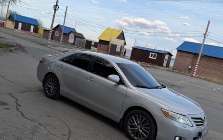 Toyota Camry, 2010 год, 899 000 рублей, 2 фотография