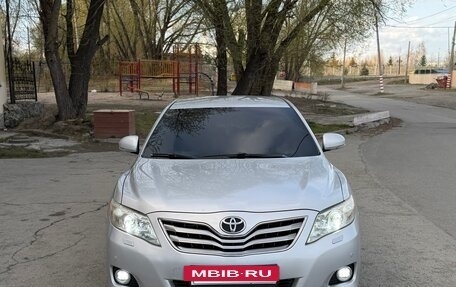 Toyota Camry, 2010 год, 899 000 рублей, 10 фотография