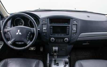 Mitsubishi Pajero IV, 2012 год, 2 041 000 рублей, 13 фотография