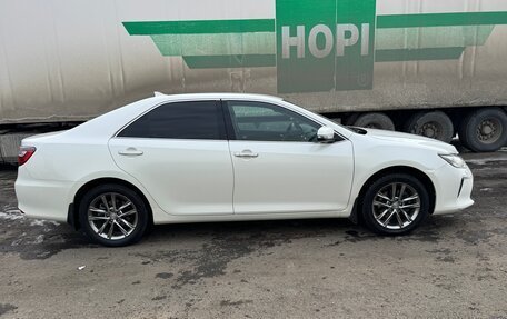 Toyota Camry, 2015 год, 1 965 000 рублей, 4 фотография