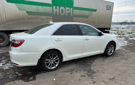 Toyota Camry, 2015 год, 1 965 000 рублей, 6 фотография
