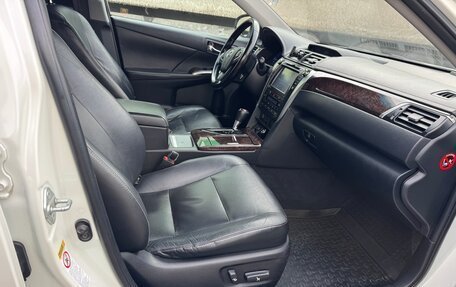 Toyota Camry, 2015 год, 1 965 000 рублей, 10 фотография