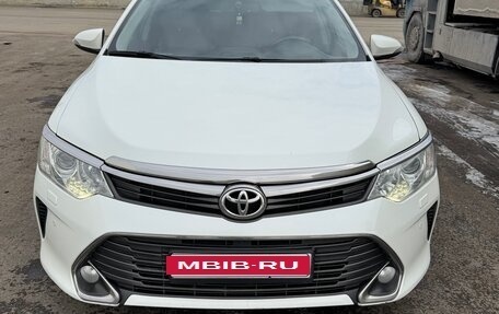 Toyota Camry, 2015 год, 1 965 000 рублей, 2 фотография