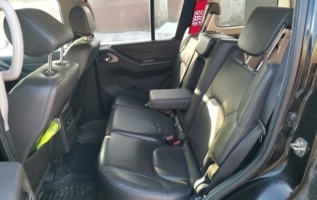 Nissan Pathfinder, 2010 год, 1 890 000 рублей, 9 фотография