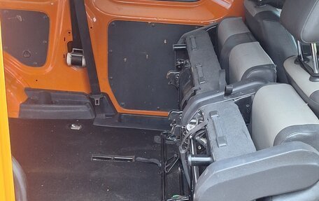 Volkswagen Caddy III рестайлинг, 2013 год, 1 450 000 рублей, 28 фотография