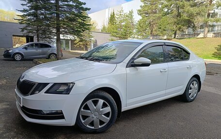 Skoda Octavia, 2018 год, 1 650 000 рублей, 3 фотография