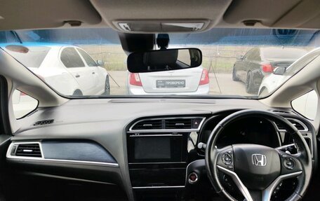 Honda Shuttle II, 2015 год, 1 210 000 рублей, 14 фотография